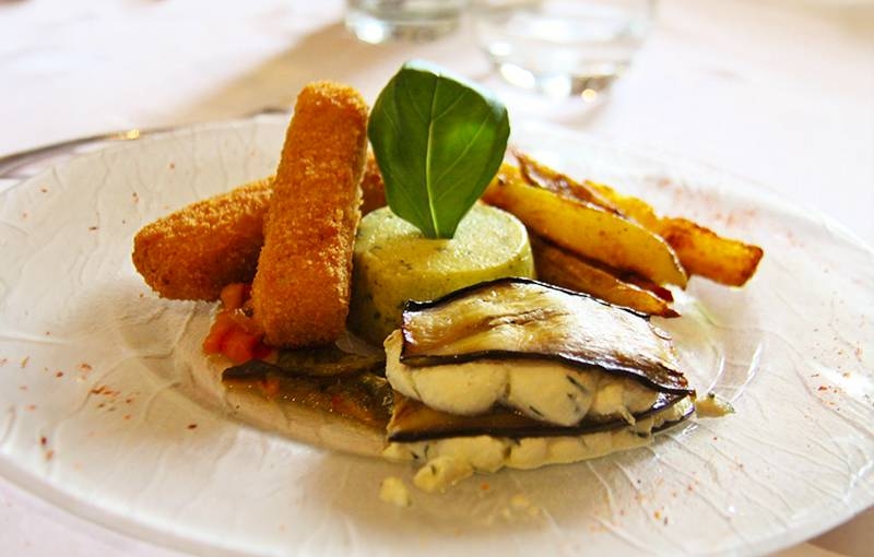 Le restaurant - Au Bon Accueil - Restaurant Bartrès - Restaurant Adé